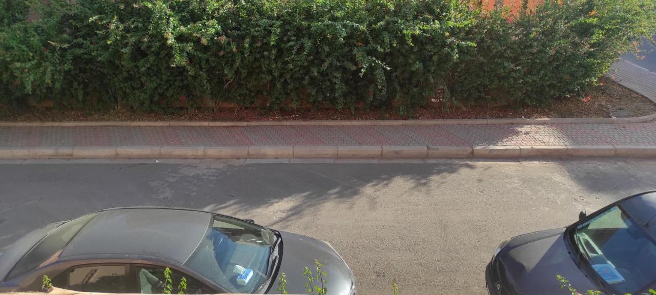 Charmant Appartement Dans Un Quartier Chic Et Calme Marrakesh Exteriör bild